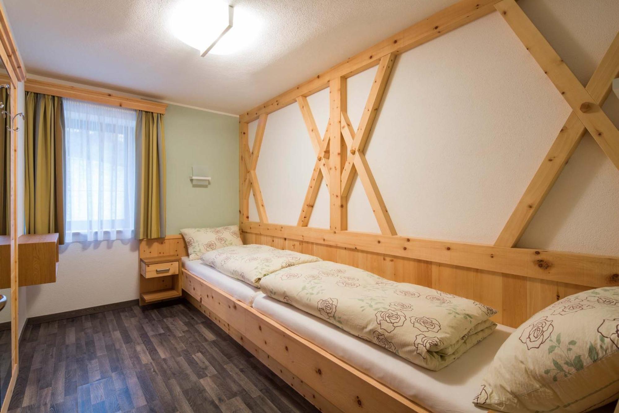 Alpin Apartments Colfosco Cameră foto